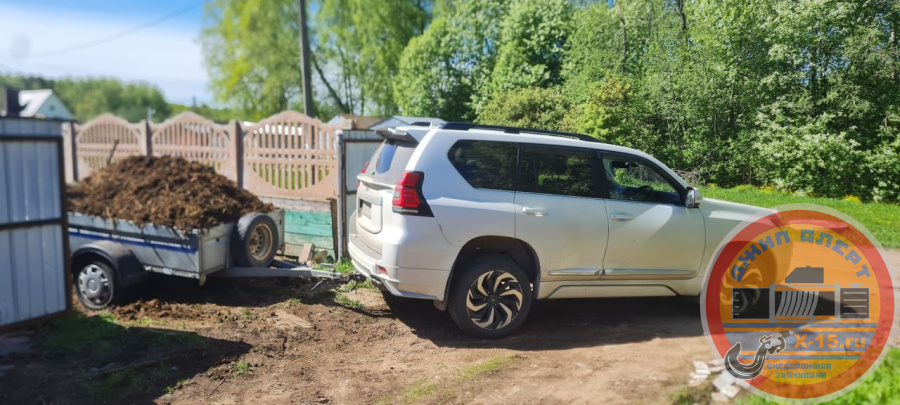 фото застрявшего Toyota Land Cruiser Prado 150 