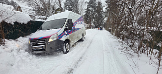 помогите, озон, стащил в кювет,  дорогу перегородил вытащить застрявшую машину Газель некст 