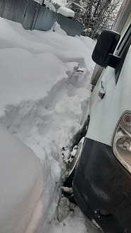 Застрял частный сектор, клея, снег 500 метров до дороги. вытащить застрявшую машину Газель некст