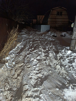 прошу помощи, вытащить машину застрял в частном секторе, в калие-сугробе, дернуть 50 метров до жёсткого покрытия, в машине люди  вытащить застрявшую машину Kia cerato 4