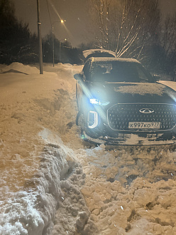 Застрял в колее. вытащить застрявшую машину Чери тигго 9.