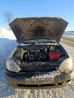 Помогите оттащить, ехала по трассе, машина резко заглохла, не заводится, в попытках завести, ещё и Акум сел вытащить застрявшую машину не указано