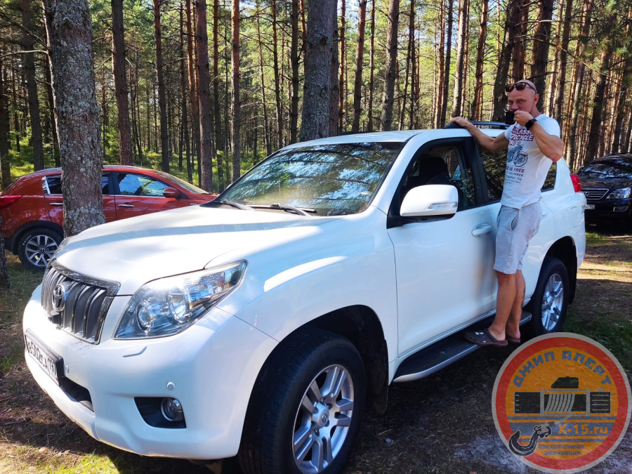 фото застрявшего Toyota Land Cruiser Prado 150 