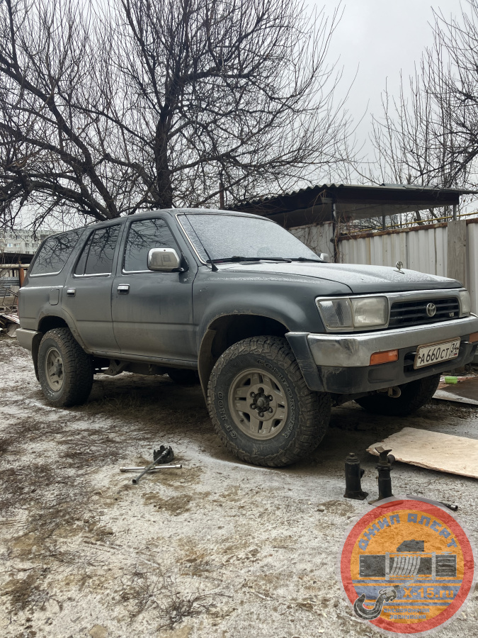 фото застрявшего Toyota 4Runner  Волгоград