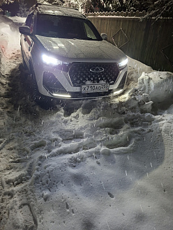 Застрял на улице в 100 от выезда вытащить застрявшую машину Чери тигго7 про макс