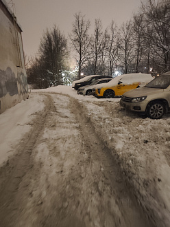 помогите, завяз в снеге  вытащить застрявшую машину Volkswagen Jetta