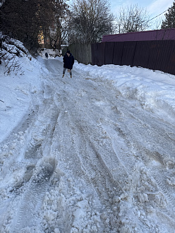 Застрял в рыхлом снегу тут горка подняться не могу вытащить застрявшую машину Hyndai i30