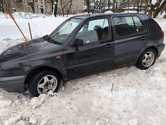 прошу помощи, застрял сел брюхом , дёрнуть метров 5 до нормальной дороги  вытащить застрявшую машину Фольксваген гольф 