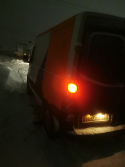 помогите пожалуйста,  застрял на ровном месте вытащить застрявшую машину Атлант 