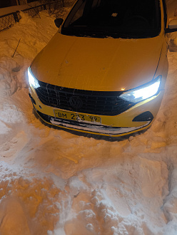 Если в колее метров 100 до асфальта. вытащить застрявшую машину Volkswagen polo?