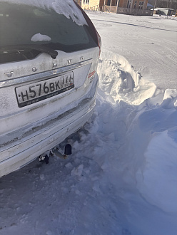 помогите пожалуйста,  вчера преодолевал мягкие переметы снега по итогу слетел на брустер спресованого снега вытащить застрявшую машину Volvo xc60