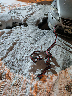 прошу помощи, застрял в частном секторе, сел на брюхо. Трос есть, вытащить на 1 метр 8 вытащить застрявшую машину Форд мондео 