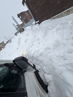 Застряли в колее колесо в сугробе. вытащить застрявшую машину Ситроен джампер