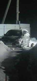 Застрял в сугробе на огороде. Дорога плохая снежная. вытащить застрявшую машину Kia sorento prime