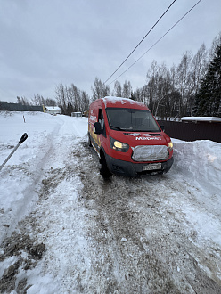 Приехал в снт по работе меня с немного повис сам не могу выехать вытащить застрявшую машину Форд транзит