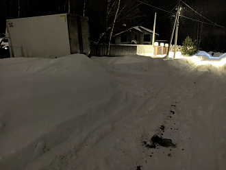 Стою перпендикулярно дороги, сцепление сжог, машина своим ходом не едет. До хорошой дороги примерно 1-2 км. По возможности не только вытянуть, а еще оттащить в Мотяково вытащить застрявшую машину Газель