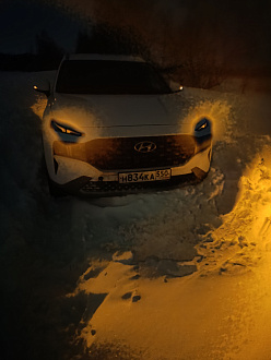 Застрял в поле на асфальте, перемёт, сел на пузо асфальт везде дочищенный, дороги 500 метров. вытащить застрявшую машину Hyundai сантафе