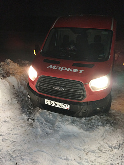 прошу помощи, вытащить машину , застрял в снегу  вытащить застрявшую машину Ford Transit