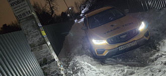 Застряла в снегу тут везде снег вытащить застрявшую машину BELGE X70