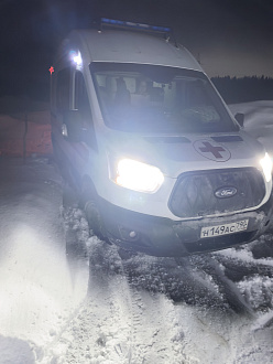 прошу помощи, бригада скорой помощи, застряли в снегу, выбраться невозможно вытащить застрявшую машину Ford Transit