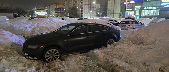 В населённом пункте застрял в снегу в корее 5 метров до места, откуда смогу выехать. вытащить застрявшую машину Audi a7.