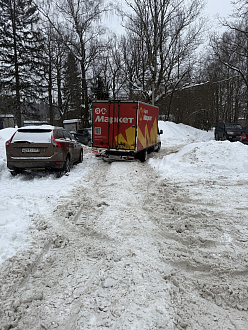 помогите, вытащить машину, застрял в калие на парковке, нужно дернуть метров 10-30 до асфальта вытащить застрявшую машину Соллерс Атлант 