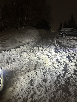 помогите пожалуйста, застрял на подъеме, каша под колесами, зарываюсь, частный сектор, не знаю что делать вытащить застрявшую машину Haval Jolion