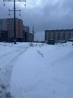 Застрял в поле 20-30 метров до жесткого покрытия вытащить застрявшую машину Китаец