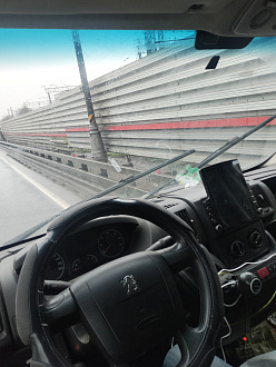 Нет в двигателе масла дотянуть до МКАДа вытащить застрявшую машину Пежо боксер