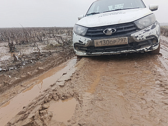 помогите пожалуйста, дергнуть, развернуть, обратно вроде сам должен доехать   вытащить застрявшую машину Гранта