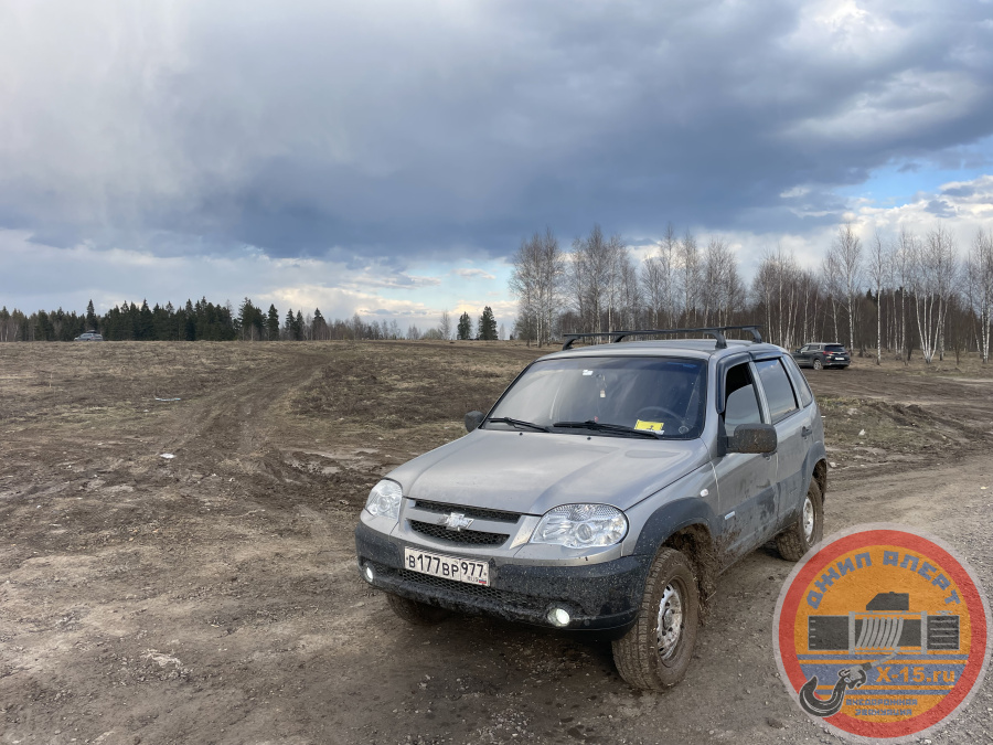 фото застрявшего Нива Шевроле  