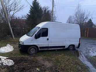 5 метров до жёсткого. вытащить застрявшую машину Фиат дугато.